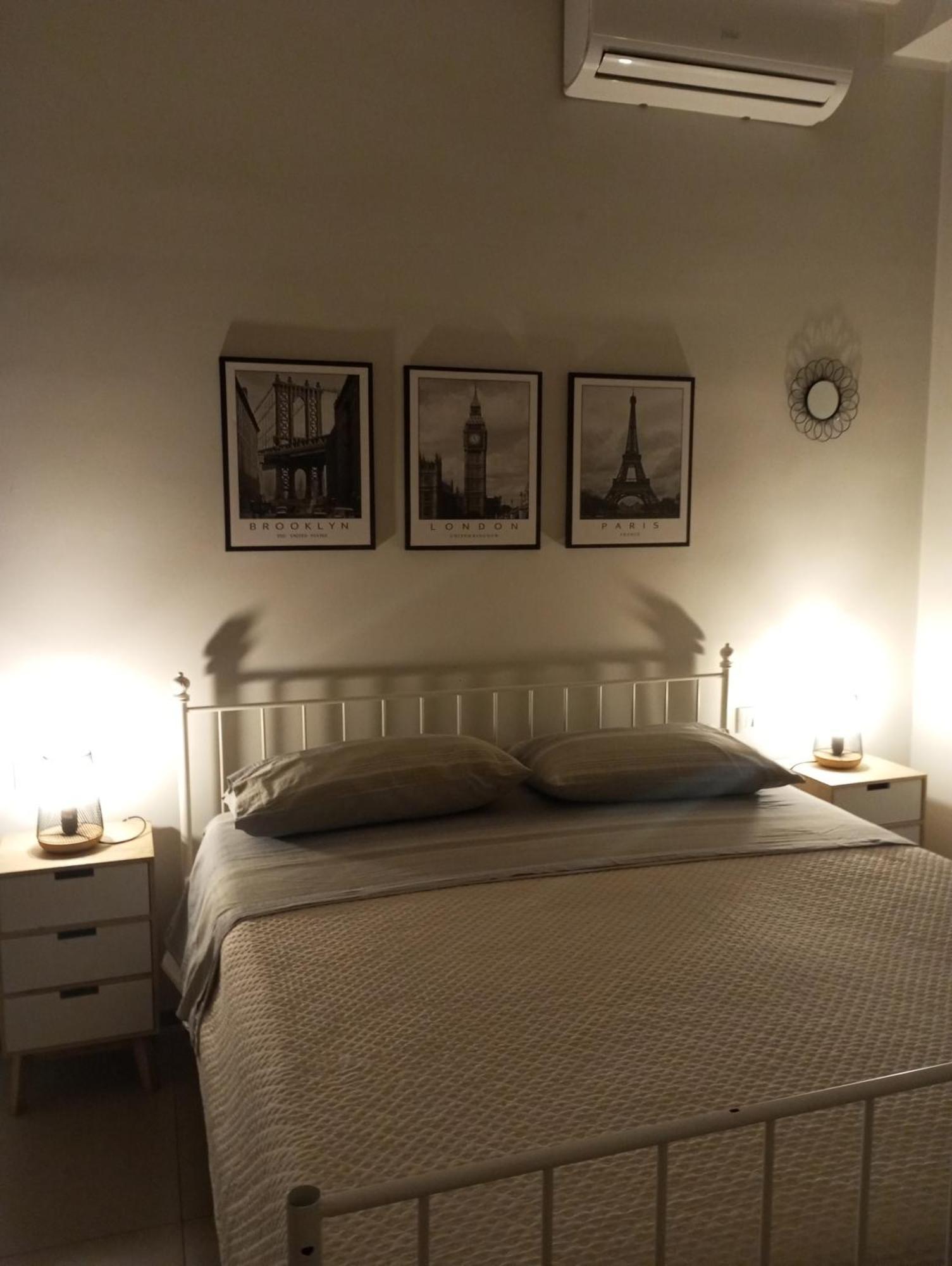 Holidaystudio Appartamento In Centro Салерно Екстериор снимка